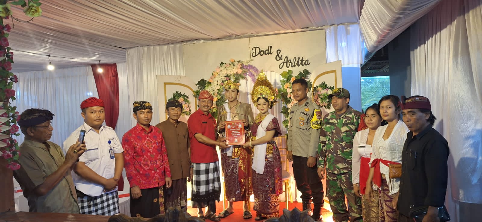 PENYERAHAN DOKUMEN SEMARA RATIH